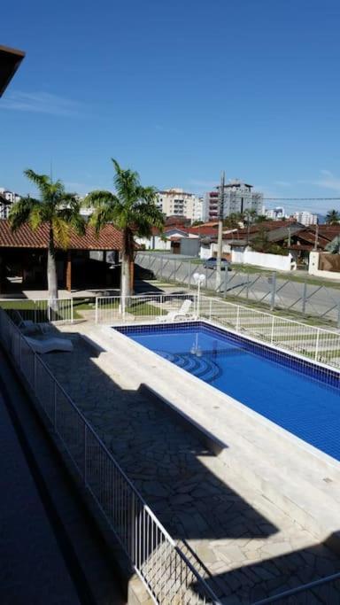 Apto Boramar Martim De Sa, Piscina Wi-Fi Churrasqueira 400 Mts Da Praia Appartement Caraguatatuba Buitenkant foto
